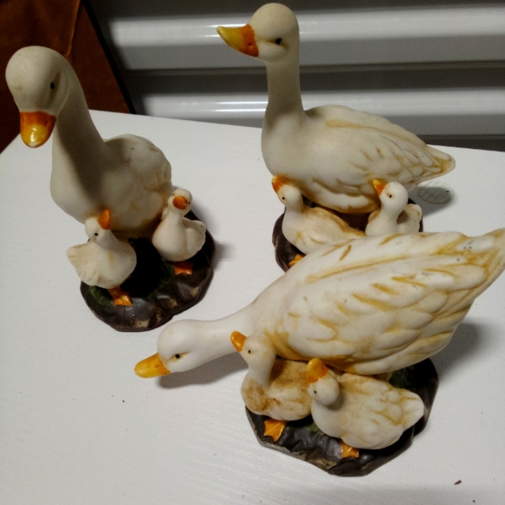 Ceramic duck collection. Set of three ducks.